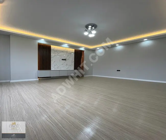 ÖNCÜDEN METROBÜSE 10 DAKİKA MESAFEDE AİLE APARTMANINDA 2+1 DAİRE