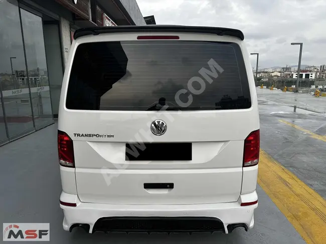 Volkswagen 2.0 TDI TRANSPORTER Model 2022, 73,000 km, 9+1 licensed as a minibus, luxury design.