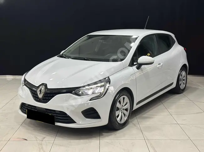 سيارة RENAULT CLİO 1.0SCE  عداد 72 ألف كيلومتر موديل 2021 تم صيانتها في الخدمة و مضمونة