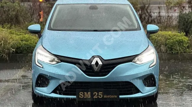 RENAULT CLIO with a down payment of 395,000 Turkish Lira and 6-month installments for the remainder from SM25 MOTOR'S