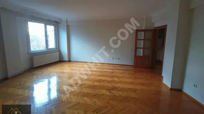 Apartment for rent 3+1 on a middle floor, spacious, next to the Special Police Forces in Üsküdar