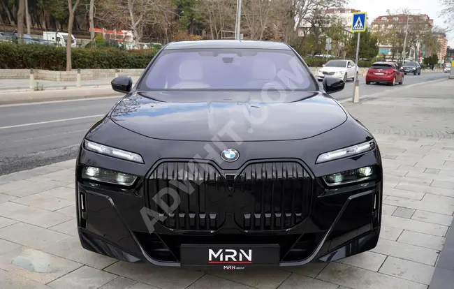 MRN GROUP 2023 BMW 7.40d X-DRİVE-A.AKS-THEATRE SCREEN-MASAJ-HEAD