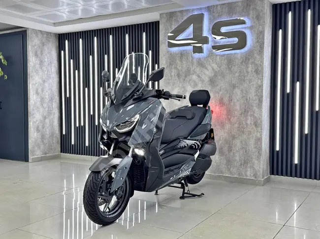 YAMAHA XMAX 250 TECHMAX موديل 2022, بمسند ظهر + اضافات مميزة - من 4S AUTO