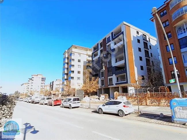 Luxurious 3+1 apartment, newly built, on the main street, on F. KAYAHAN BULVARI.