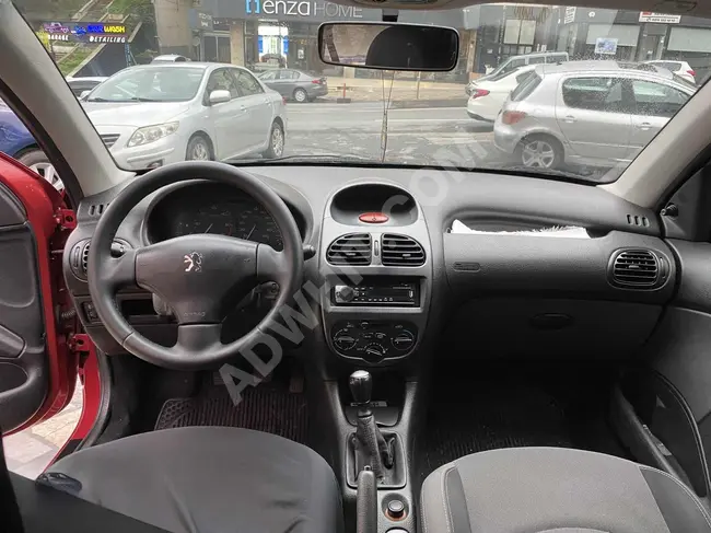 Peugeot 206 سيارة نظيفة ومصانة بشكل جيد وجميلة