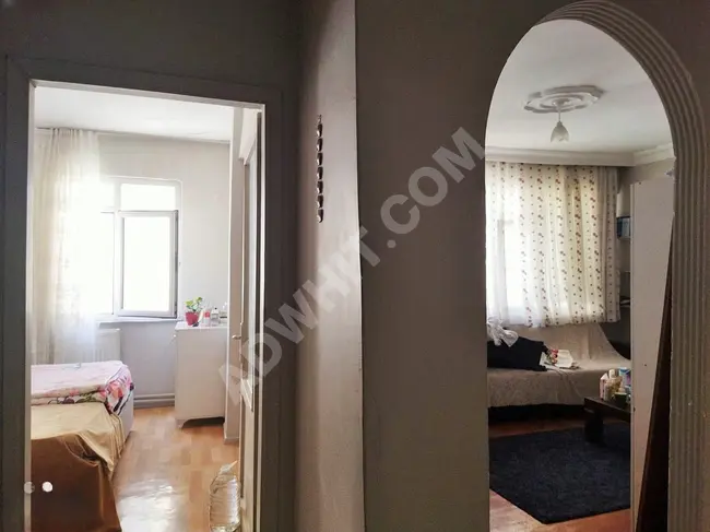 Empty apartment for rent near the Metrobus in ŞİRİNEVLER CENTER