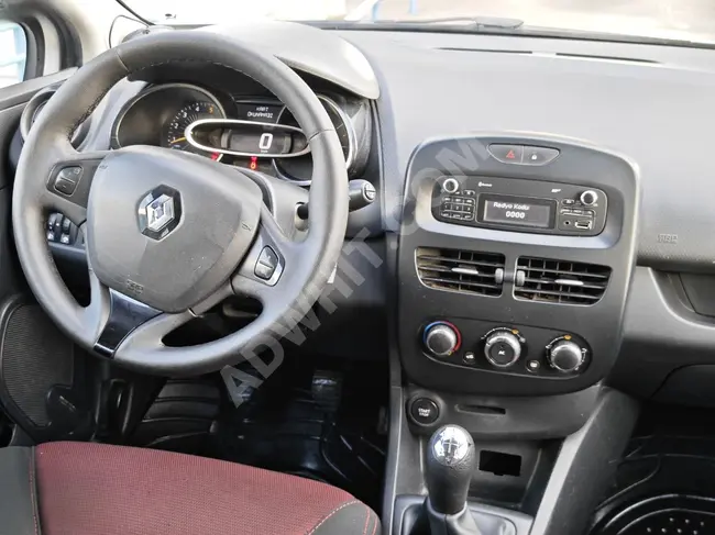 RENAULT CLIO 1.5 dCi SPORT TOURER car, model 2014, 180,000 kilometers mileage