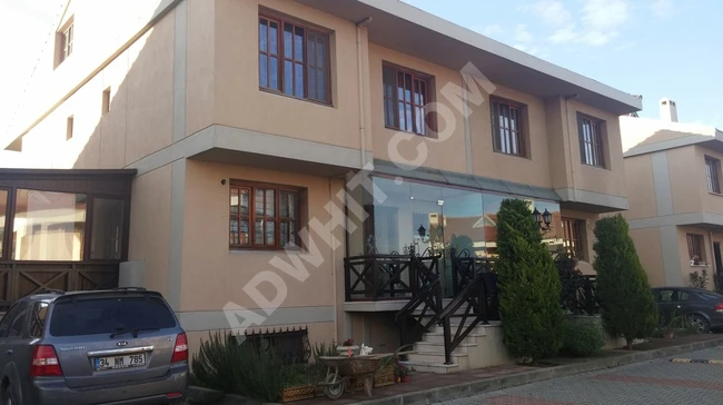 Empty villa for sale in Şeçkinevler complex by TRİO GYO