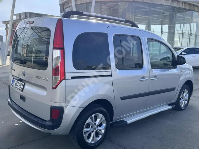 ADİL OTOMOTİVDEN UYGUN FİYATLI KANGOO MULTİX AZ KM DE