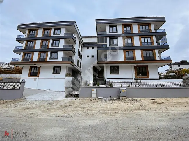 3+1 apartment in a new building for rent, near MARİNA, in BEYLİKDÜZÜ SAHİL MAHALLESİ