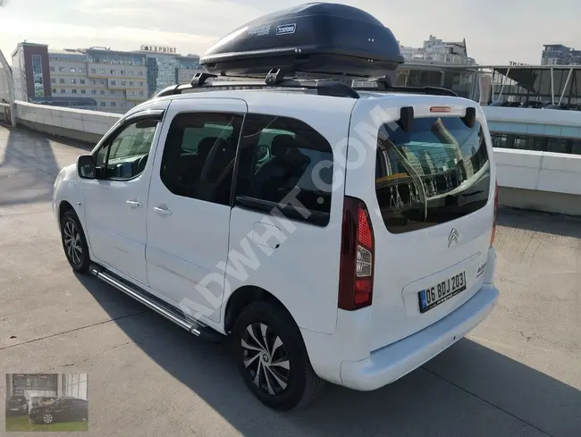 CITROEN BERLINGO car, 2017 model released in 2018, 53,000 km, multimedia system, camera, luggage carrier.