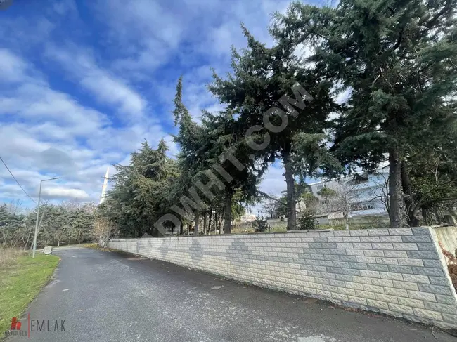 Commercial + residential land for sale with frontage on D-100 road in SİLİVRİ SELİMPAŞA