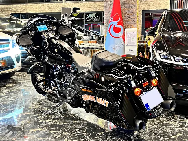 دراجة نارية HARLEY DAVIDSON TOURING ROAD GLIDE SPECIAL موديل 2022 بمسافة 7.731 كم