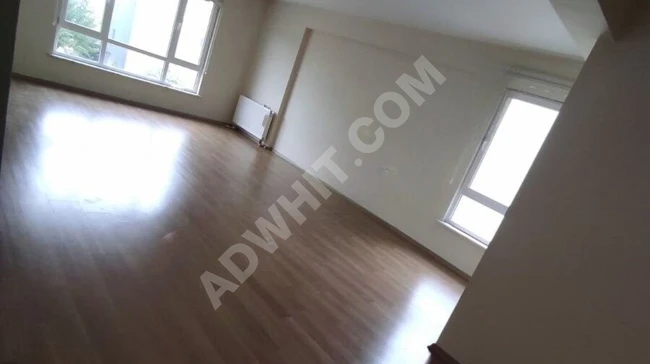 3+1 apartment on a middle floor in the SELİMPAŞA EMLAK KONUT complex.