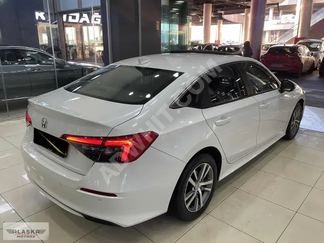 Honda Civic Sedan 1.5 VTEC Eco Elegance , 66.000 كم مضمونة