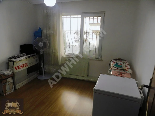 For sale: A 3+1 apartment with a balcony on a raised ground floor in Avcılar Denizköşkler.