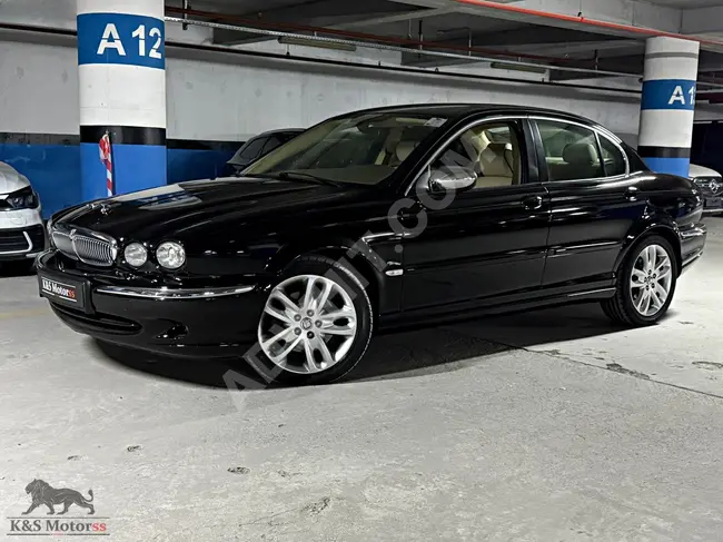 سيارة JAGUAR X-TYPE 2.1 V6 EXECUTIVE موديل 2007 بمسافة 107.500 كم بشاشة لمس