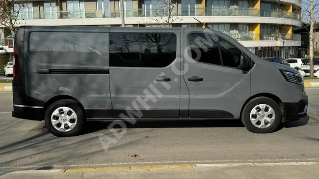 RENAULT TRAFIC Van Model 2023 - Automatic - No Defects - Screen - Rear Camera