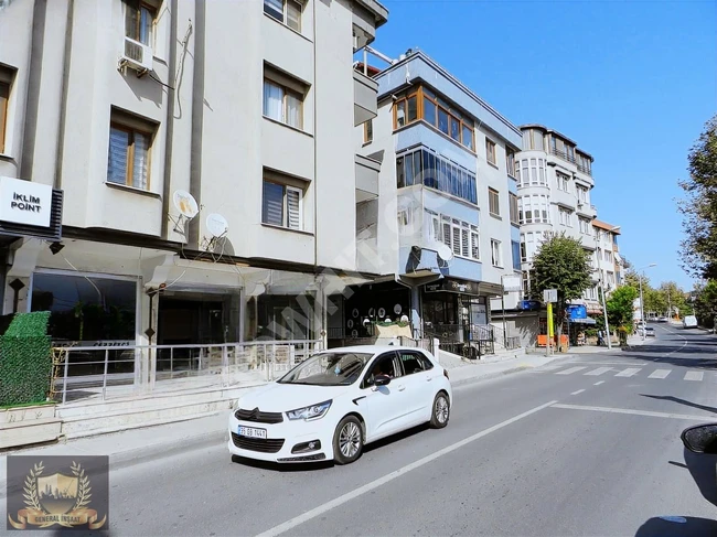 A two-story shop on DOKTOR SADIK AHMET street