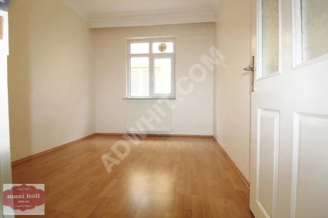 3+1 Apartment on a mid-floor, spacious with one apartment per floor in a new building for urgent sale.