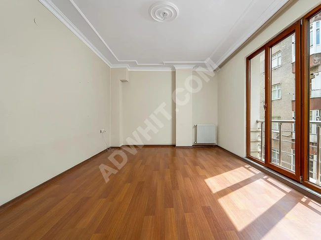 A stylish and spacious apartment of 85 square meters on the fourth floor in a 12-year-old building with an elevator.