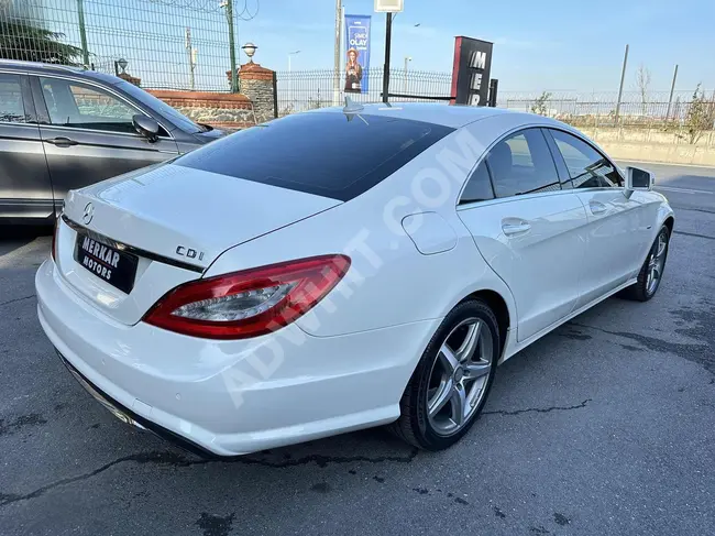 sdhvm Mercedes-Benz CLS 350 CDI AMG موديل 2011 من MERKAR