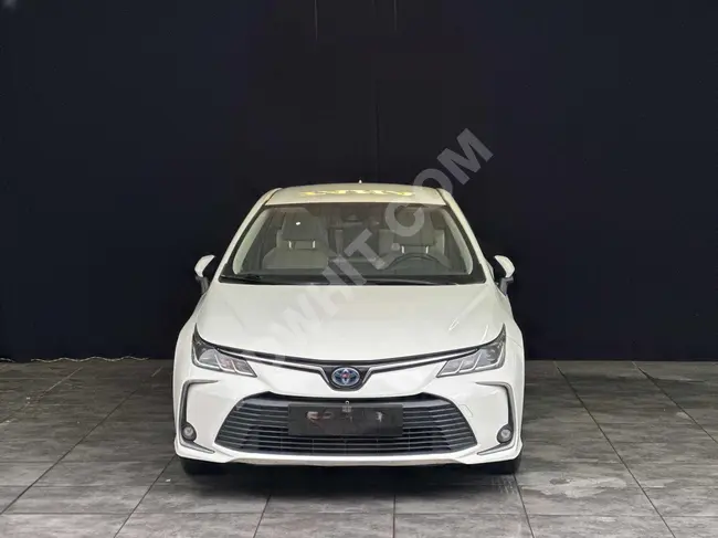 TAHA GALERİ 2020 MODEL TOYOTA CORLLA 1.8 HYBRİT DREAM