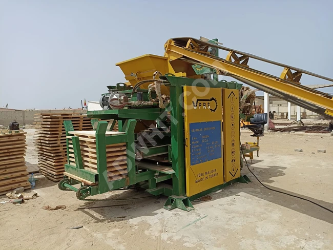 For Sale: Economic Concrete Block Machine