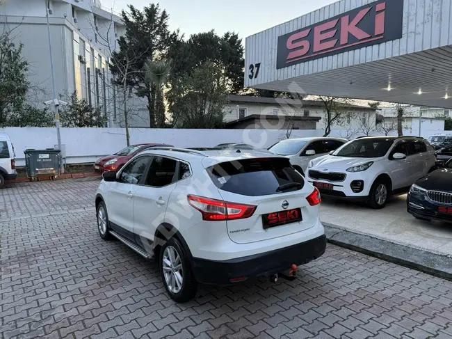 QASHQAİ car model 2016 - Diesel Automatic - 120,000 km - Glass roof