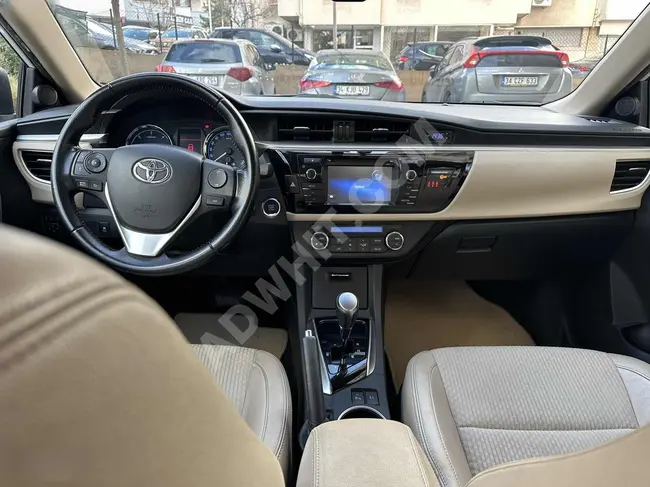 سيارة TOYOTA COROLLA موديل 2015   ديزل  أوتوماتيك  76,500 كم  حقيقي بدون طلاء