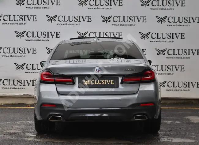 BMW 5.20i موديل 2022 نسخة M ال50 عام - X-CLUSIVE -مساعد قيادة - SHADOW - بدون طلاء