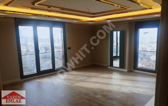 New duplex apartment 4+1 with an area of 200 square meters in a residential complex in Elmalıkent.