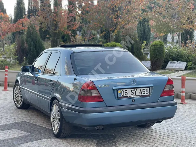 سيارة Mercedes - Benz C موديل 1997  حالة نظيفة للغاية 276,000 كم، سقف زجاجي.