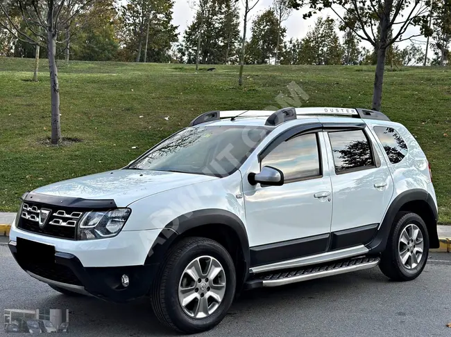 DACIA DUSTER 4X4 LAUREATE LOOK package, no damage record, screen, rearview camera