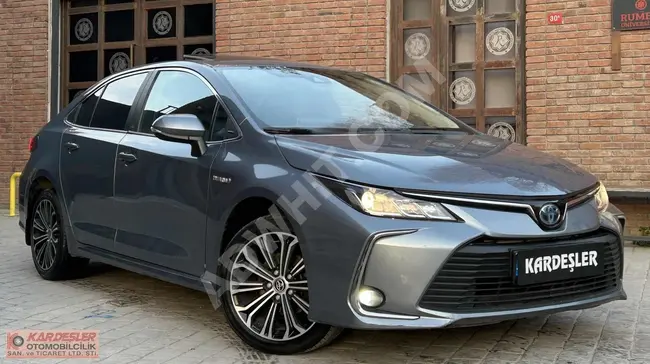 سيارة COROLLA HYBRİD FLAME-X PACK موديل 2020 / فتحة سقف %20 ضريبة القيمة المضافة