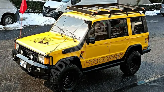 ISUZU TROOPER equipped for off-road