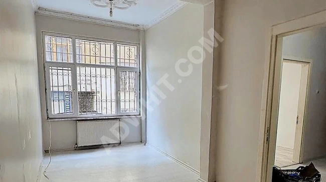 Apartment for rent 2+1 with an area of 85 square meters on the ground floor with a balcony in KOCAMUSTAFAPAŞA