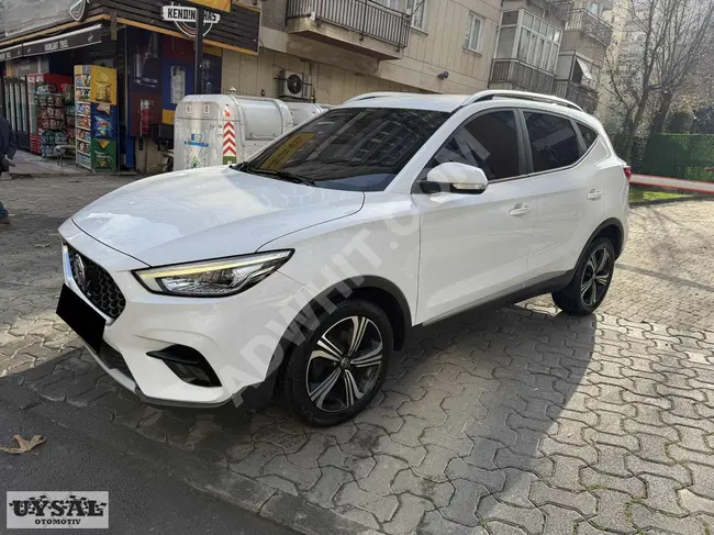 سيارة MG ZS 1.0 T-GDI LUXURY موديل 2022  فاخرة أوتوماتيكية أصلية - بدون طلاء