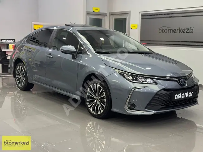 2023 COROLLA 1.8 HYBRID FLAME X-PACK E-CVT HATASIZ/BOYASIZ