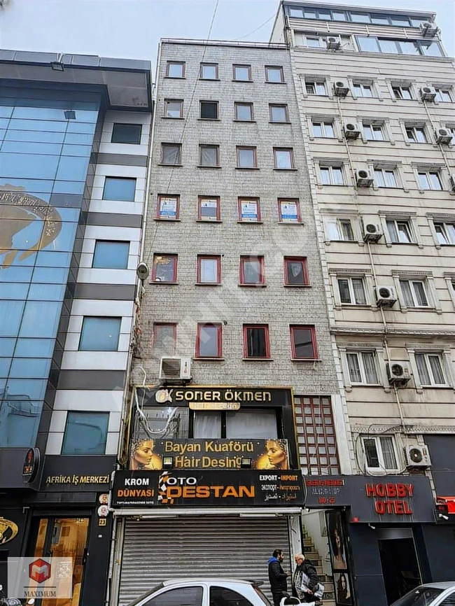 Entire building for sale in AKSARAY next to MARMARAY