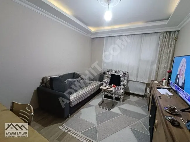 2+1 Apartment with a 75 square meter garden floor, near the metro, market, ÜMRANİYE YAMANEVLER