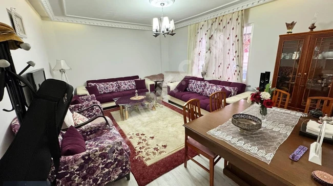 GÜLTEPE MAH 3+1 TEK DAİRE ÜZERİ SATILIK DAİRE METROBÜSE 3 DAKKA