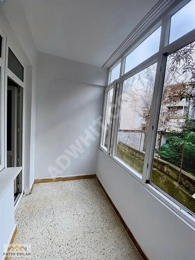 3+1 apartment for rent with an area of 110 square meters in ÜSKÜDAR AZİZMAHMUT