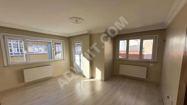 A well-maintained and spacious 3+1 corner apartment for sale in Bahçelievler Sivavupaşa