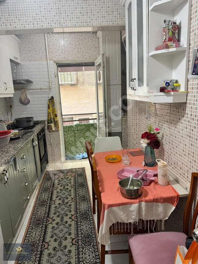 GÜLTEPE MAH 3+1 TEK DAİRE ÜZERİ SATILIK DAİRE METROBÜSE 3 DAKKA