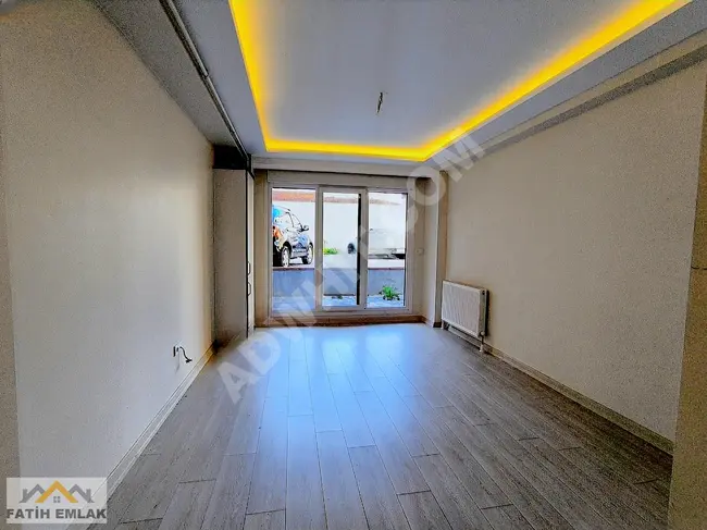 3+1 apartment with an area of 100m2 on the ground floor with parking for sale in a new building in ÜSKÜDAR