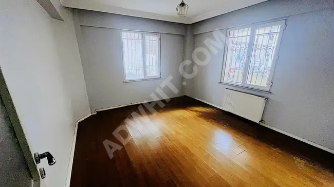 2+1 apartment with an area of 80m2 on the ground floor for rent in KANARYA - ROYAL neighborhood.