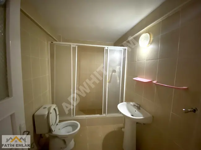 3+1 apartment for rent with an area of 110 square meters in ÜSKÜDAR AZİZMAHMUT