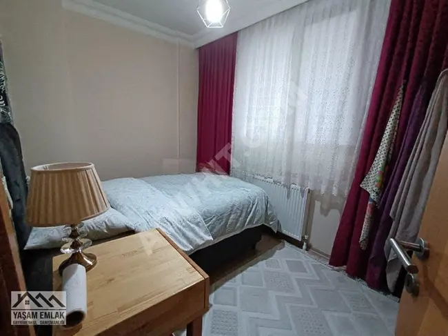 2+1 Apartment with a 75 square meter garden floor, near the metro, market, ÜMRANİYE YAMANEVLER