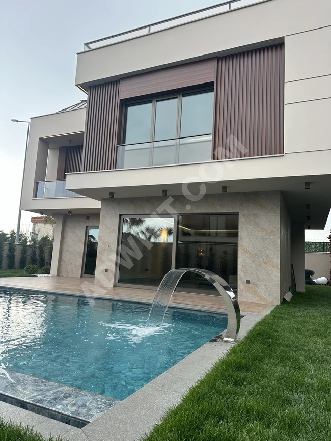 Beylikdüzü, İstanbul Avrupa Yakasında  Kiralık Villa